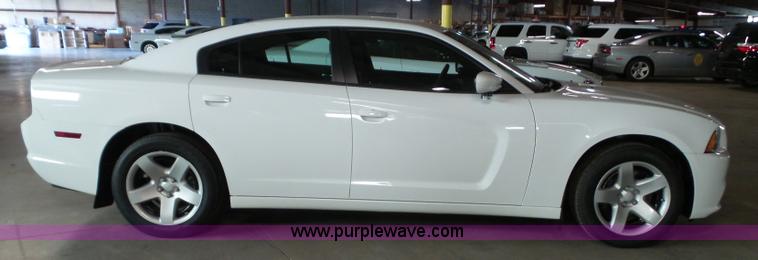 image for item J4011 2014 Dodge Charger Police