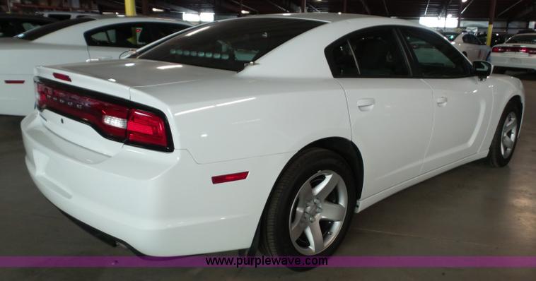 image for item J4011 2014 Dodge Charger Police