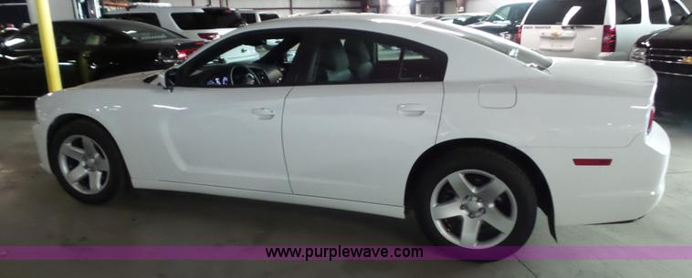 image for item J4011 2014 Dodge Charger Police