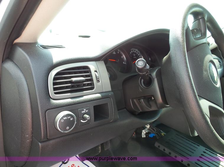 image for item J4012 2012 Chevrolet Tahoe Police SUV