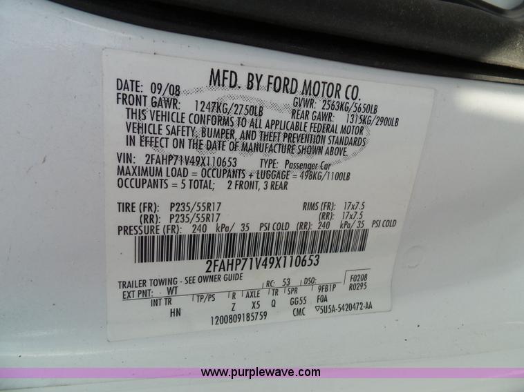 image for item J4013 2009 Ford Crown Victoria Police Interceptor