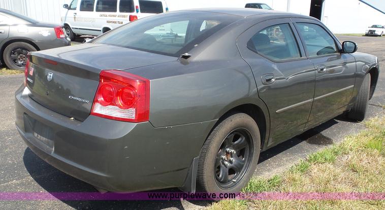 image for item J4016 2010 Dodge Charger