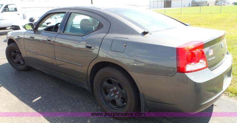 image for item J4016 2010 Dodge Charger