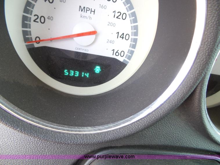 image for item J4016 2010 Dodge Charger