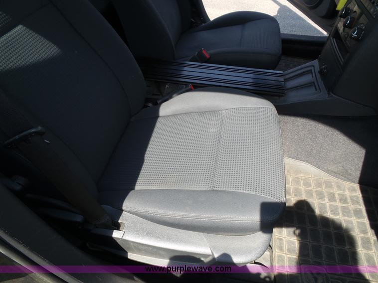 image for item J4016 2010 Dodge Charger