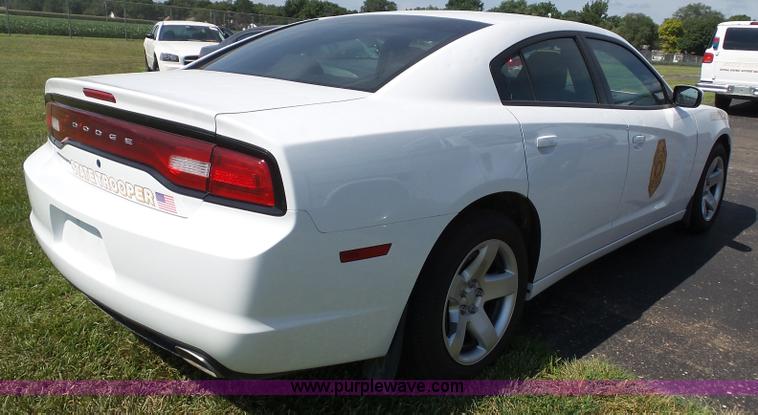 image for item J4017 2013 Dodge Charger Police
