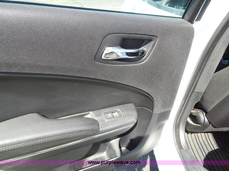 image for item J4017 2013 Dodge Charger Police