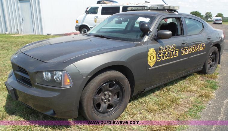 image for item J4018 2010 Dodge Charger