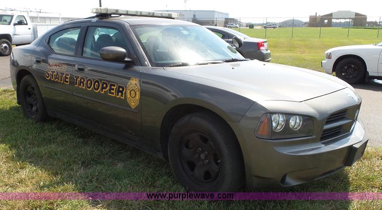 image for item J4018 2010 Dodge Charger