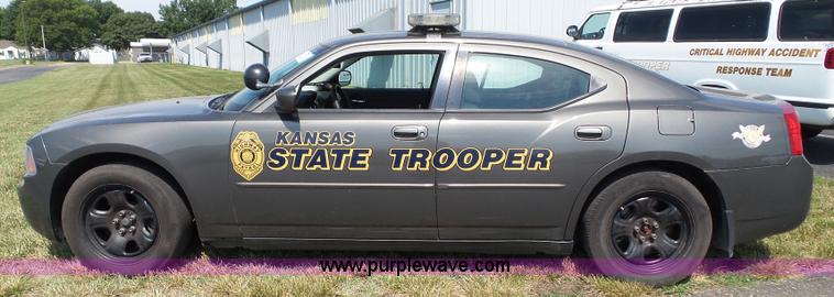 image for item J4018 2010 Dodge Charger