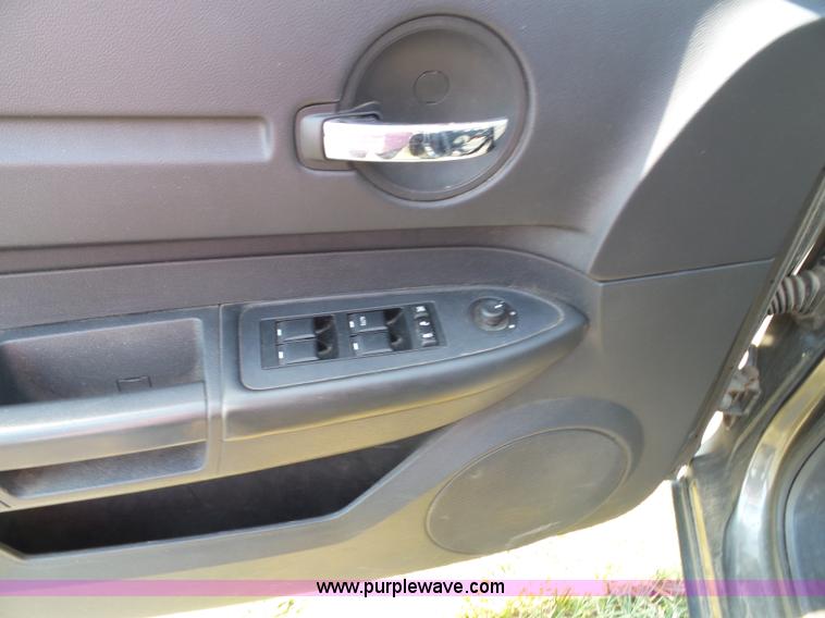 image for item J4018 2010 Dodge Charger