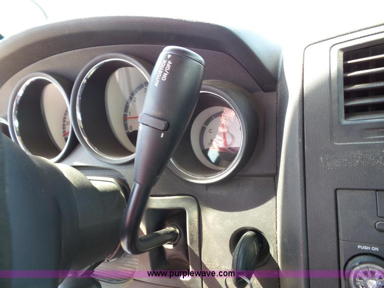 image for item J4018 2010 Dodge Charger