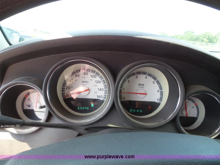 image for item J4018 2010 Dodge Charger