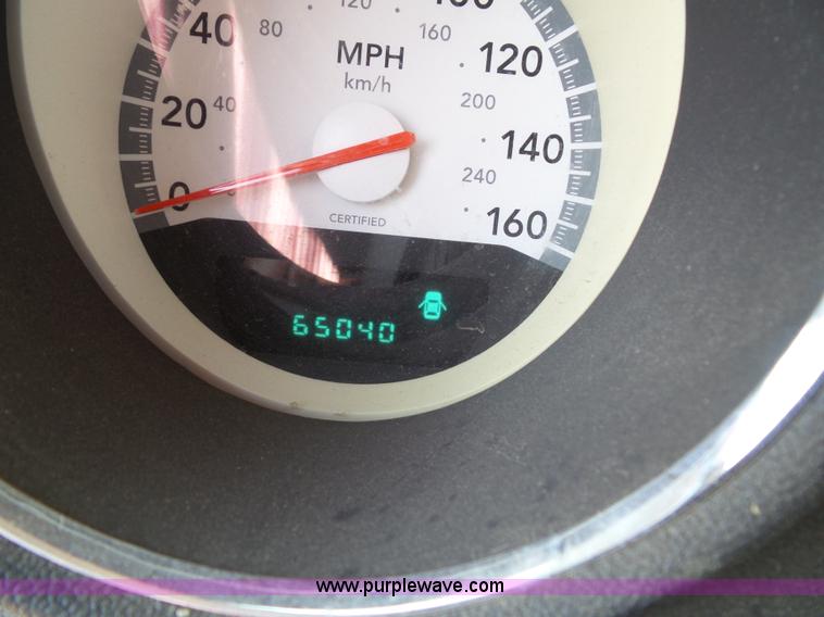 image for item J4018 2010 Dodge Charger