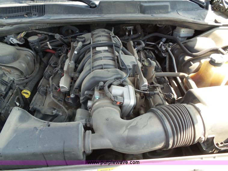 image for item J4018 2010 Dodge Charger