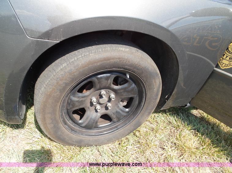 image for item J4018 2010 Dodge Charger