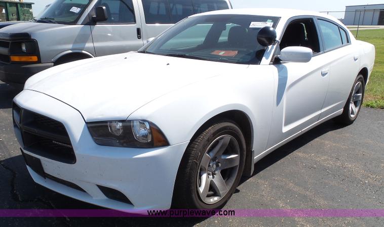 image for item J4019 2013 Dodge Charger Police