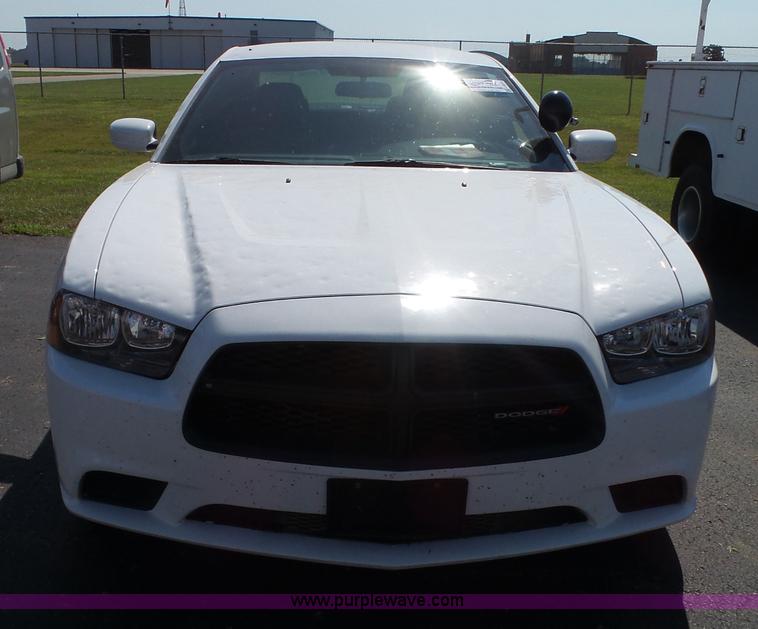 image for item J4019 2013 Dodge Charger Police