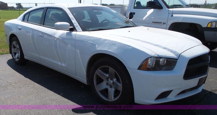 image for item J4019 2013 Dodge Charger Police