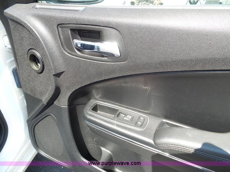 image for item J4019 2013 Dodge Charger Police