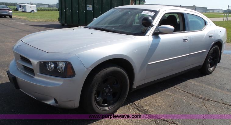 image for item J4022 2010 Dodge Charger