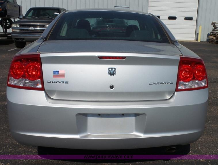 image for item J4022 2010 Dodge Charger