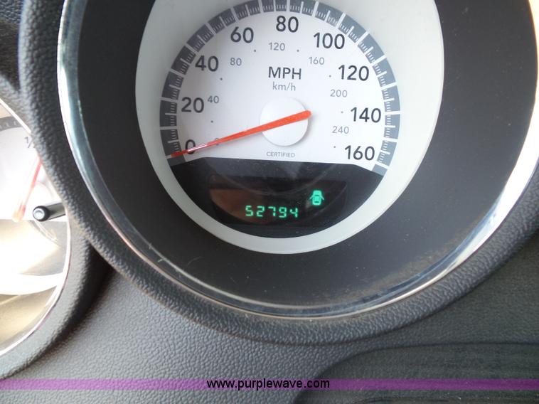 image for item J4022 2010 Dodge Charger