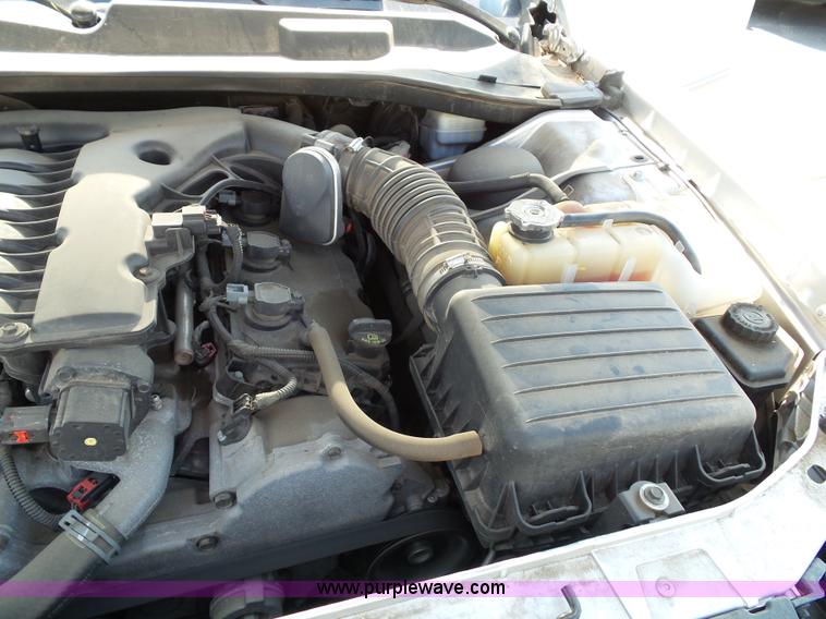 image for item J4022 2010 Dodge Charger