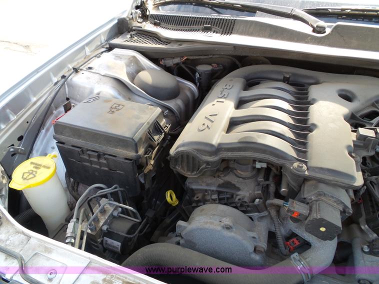 image for item J4022 2010 Dodge Charger