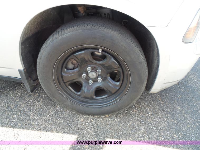 image for item J4022 2010 Dodge Charger