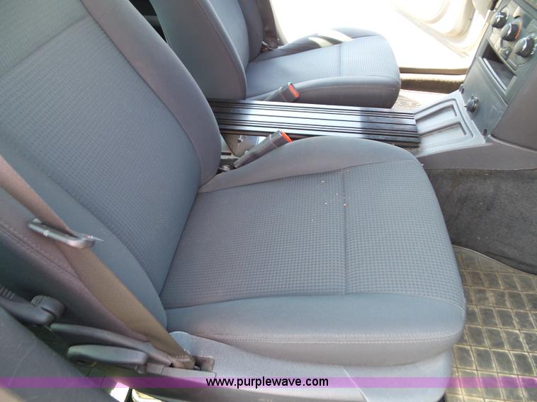 image for item J4022 2010 Dodge Charger