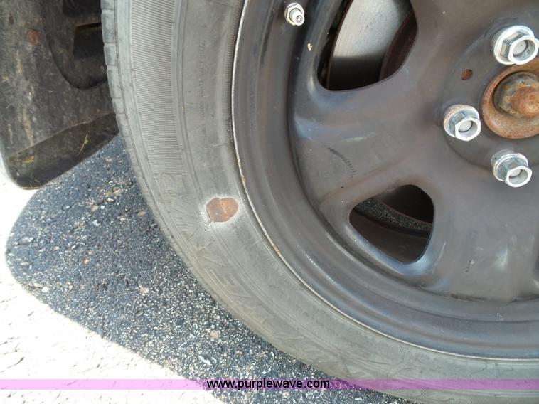 image for item J4022 2010 Dodge Charger