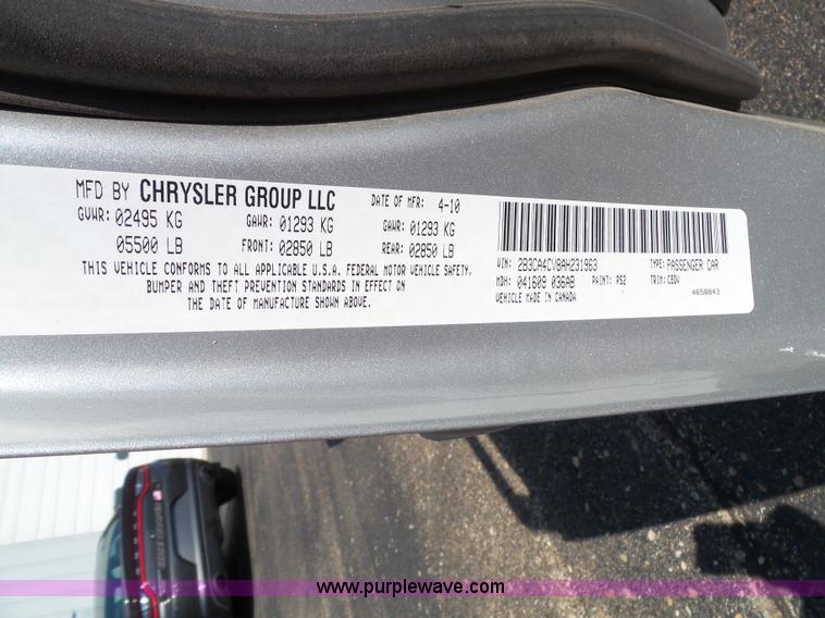 image for item J4022 2010 Dodge Charger