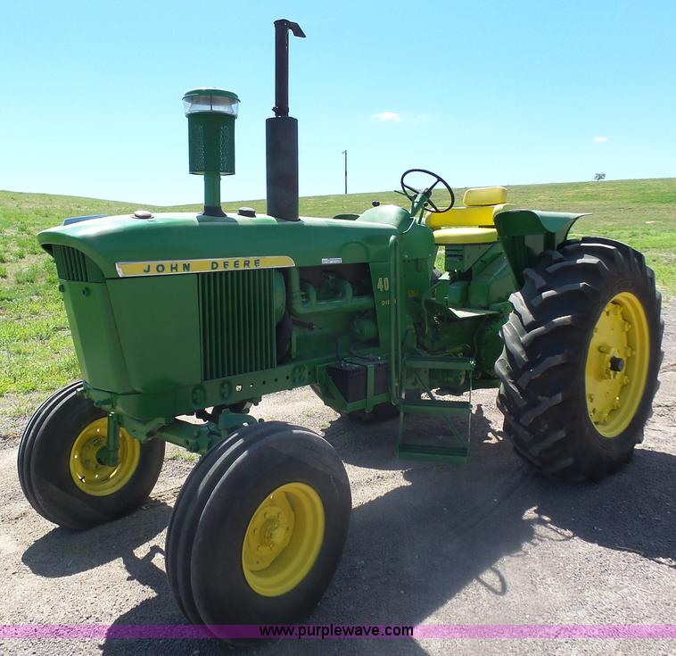 image for item AL9139 1969 John Deere 4020 tractor