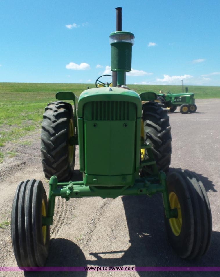 image for item AL9139 1969 John Deere 4020 tractor