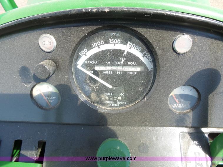 image for item AL9139 1969 John Deere 4020 tractor