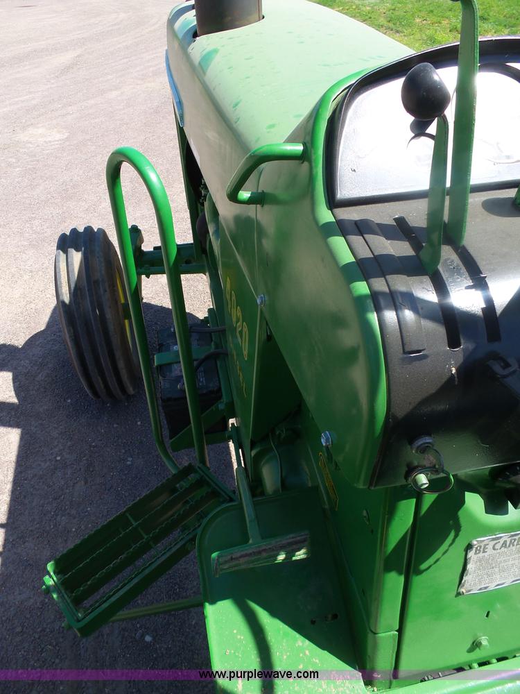 image for item AL9139 1969 John Deere 4020 tractor