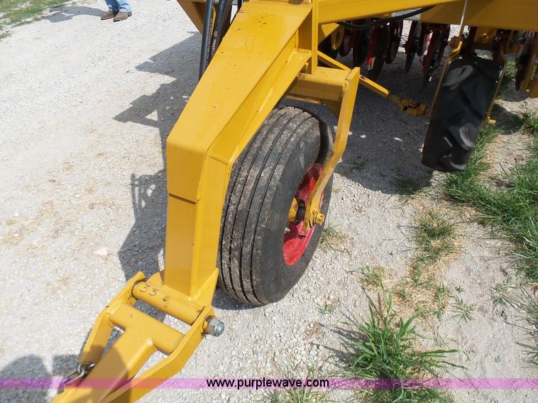 image for item AV9890 HayBuster 77C no-till grain drill