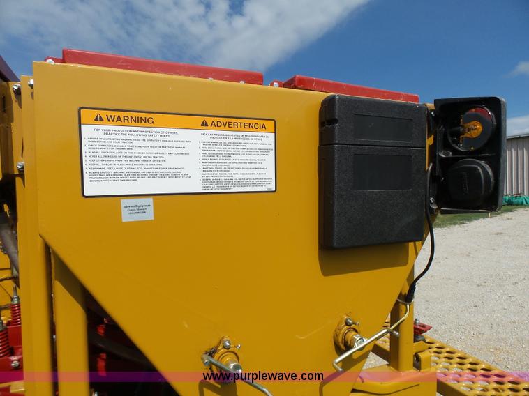 image for item AV9890 HayBuster 77C no-till grain drill