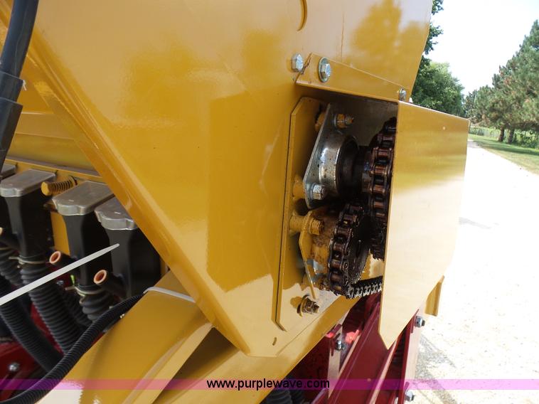 image for item AV9890 HayBuster 77C no-till grain drill