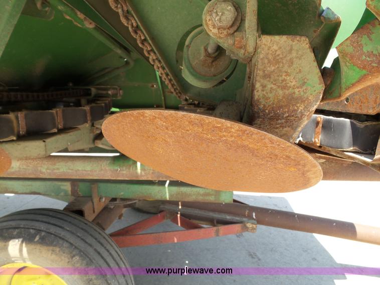 image for item BG9300 John Deere 854A row crop head