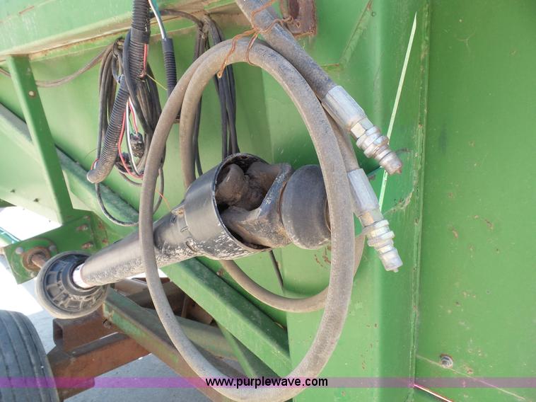 image for item BG9300 John Deere 854A row crop head