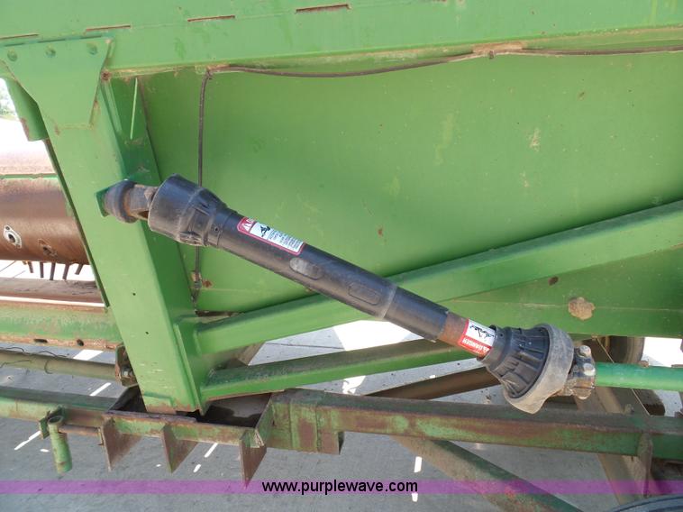 image for item BG9300 John Deere 854A row crop head