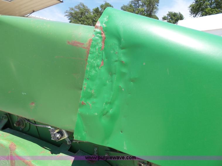 image for item BG9300 John Deere 854A row crop head