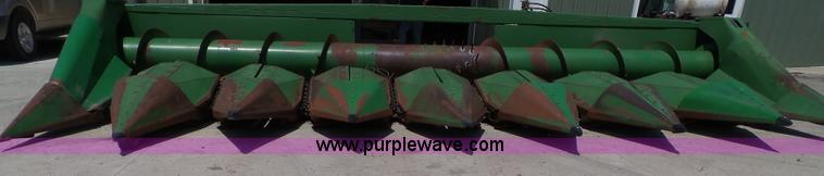 image for item BG9300 John Deere 854A row crop head