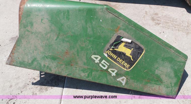 image for item BG9300 John Deere 854A row crop head