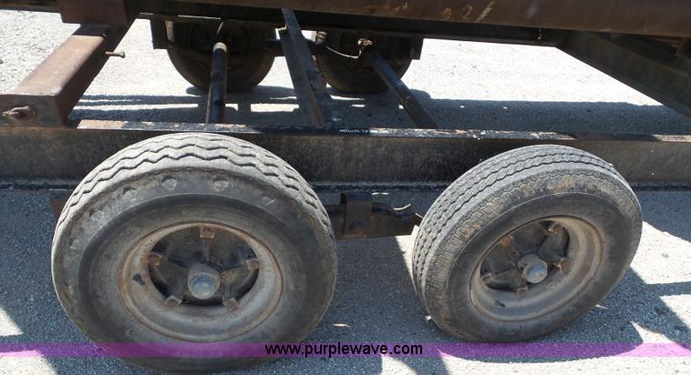 image for item BG9301 2010 Drago L8 row crop head with Jantz trailer