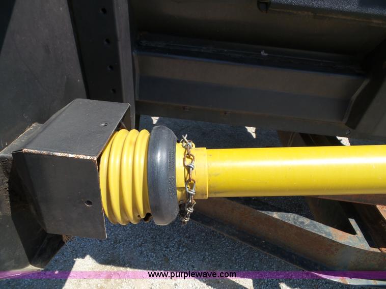 image for item BG9301 2010 Drago L8 row crop head with Jantz trailer