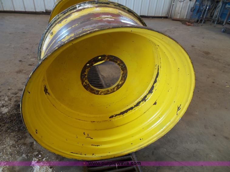 image for item BG9302 (2) Underferth combine wheels