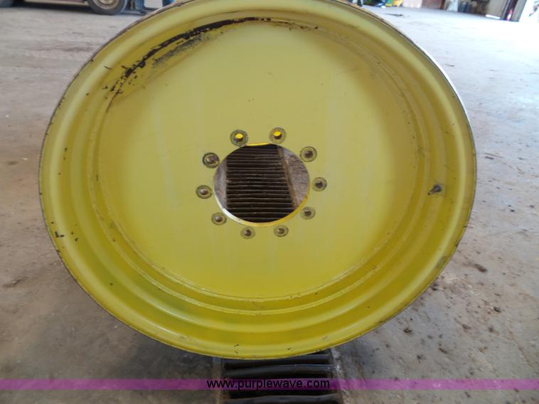 image for item BG9302 (2) Underferth combine wheels